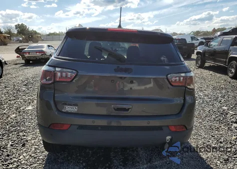 2018 Jeep Compass Latitude from USA, damaged, VIN 3C4NJDBB8JT325606